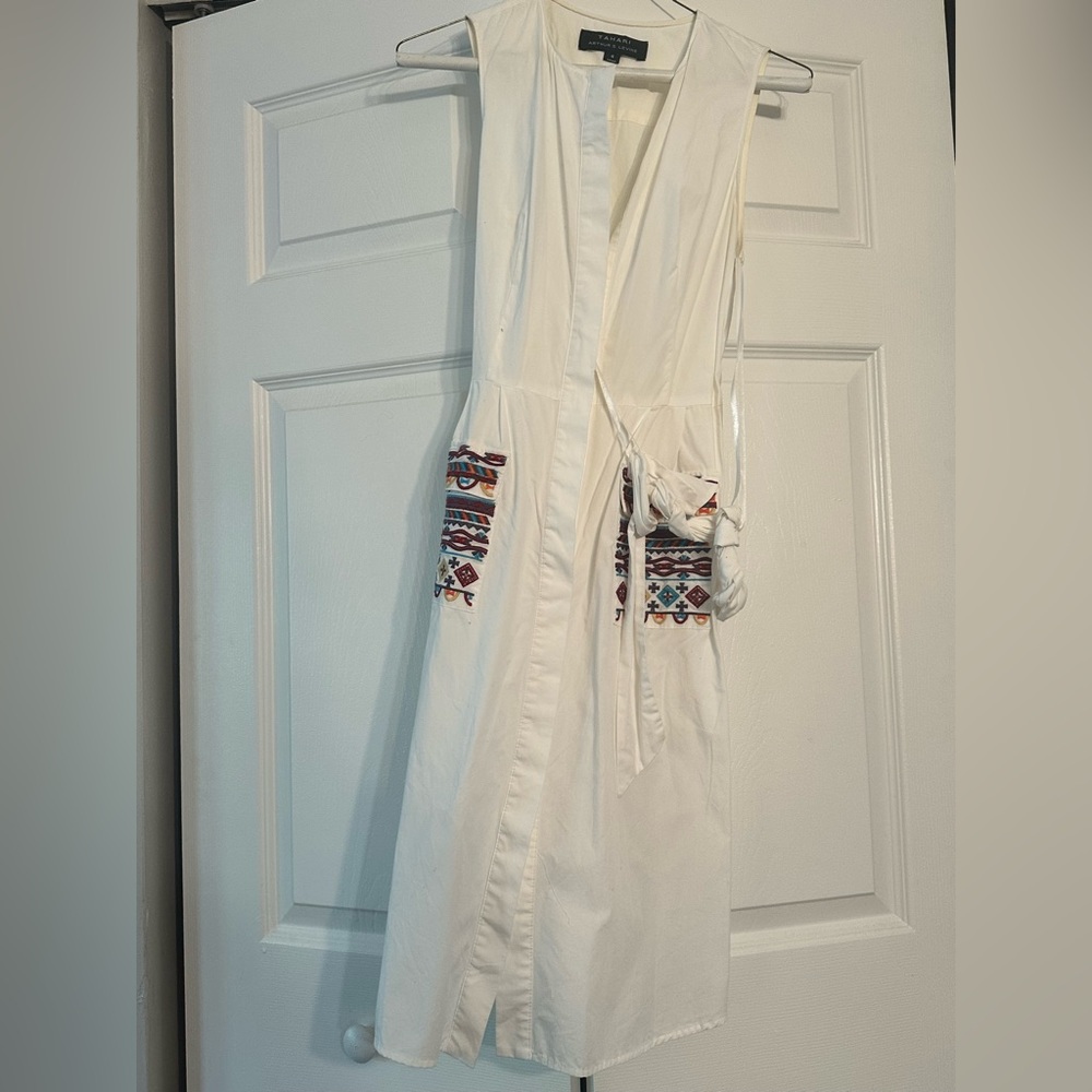 White Tahari MIDI Dress - size 4